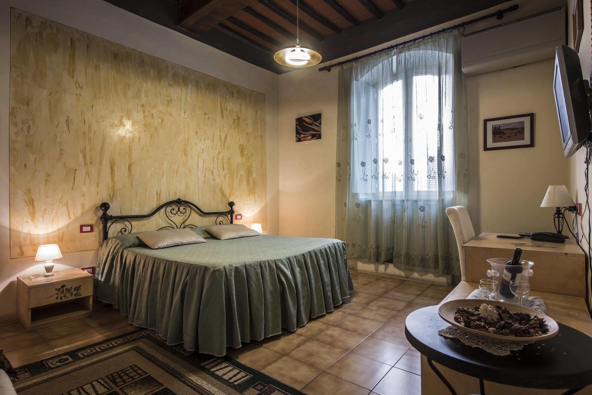 Residenza D'Epoca Locanda Di San Martino Сиена Экстерьер фото